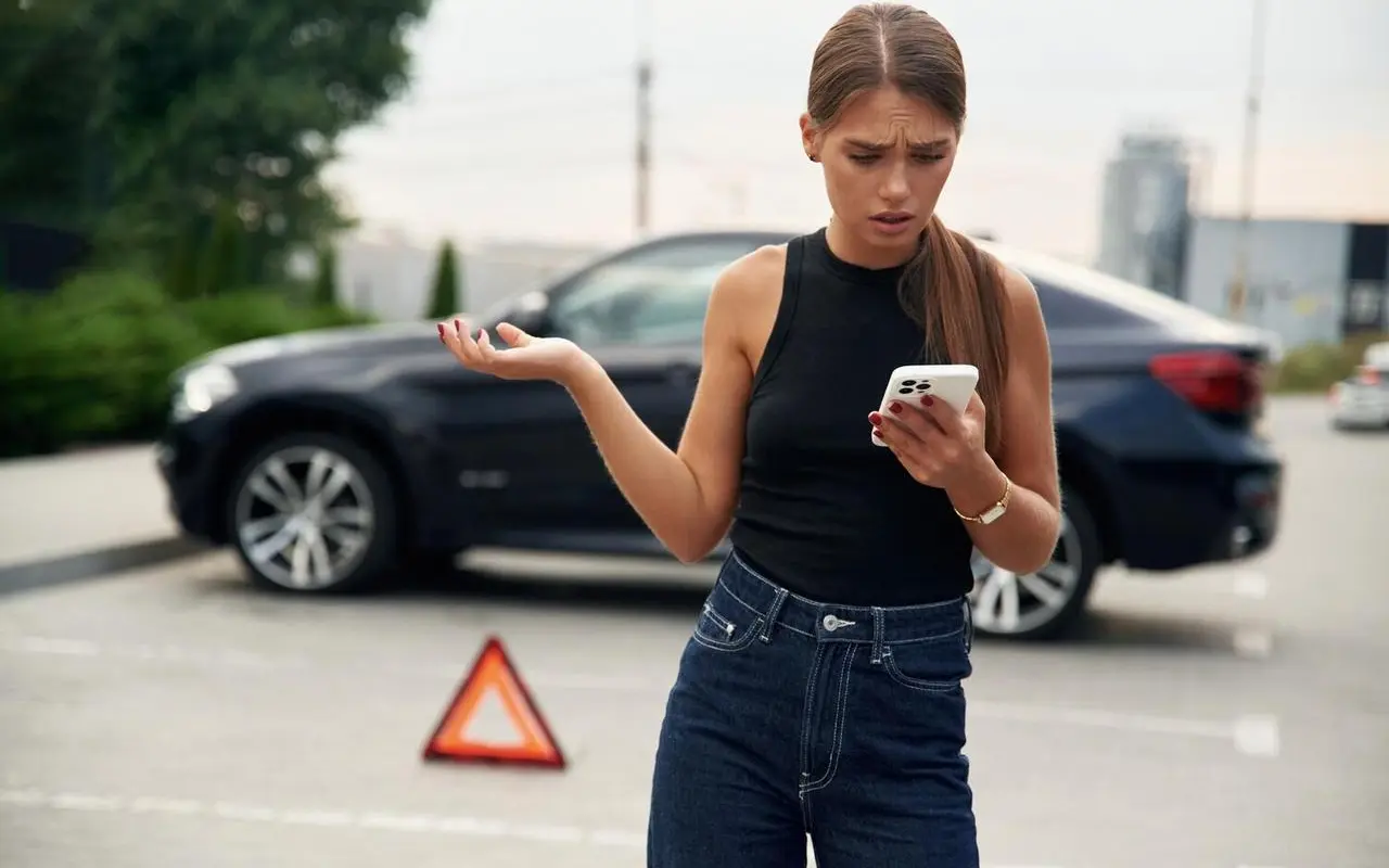 5 aplikacji mobilnych przydatnych podczas awarii auta za granicą